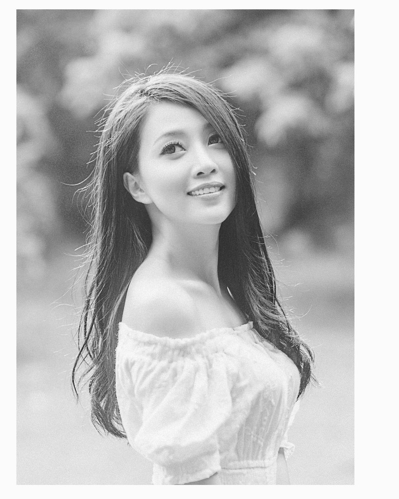 李采潭女教师1在线观看